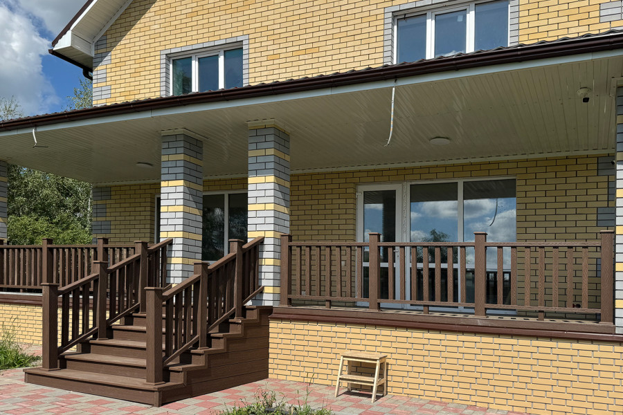 Крыльцо и ограждения на веранде из ДПК EasyDecking Wood-X | Гарантия 15 лет